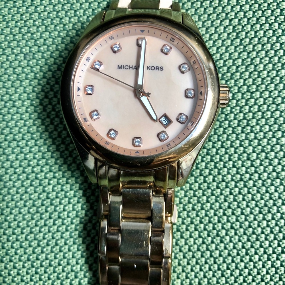 Authentic Rose Gold Michael Kors Waltch